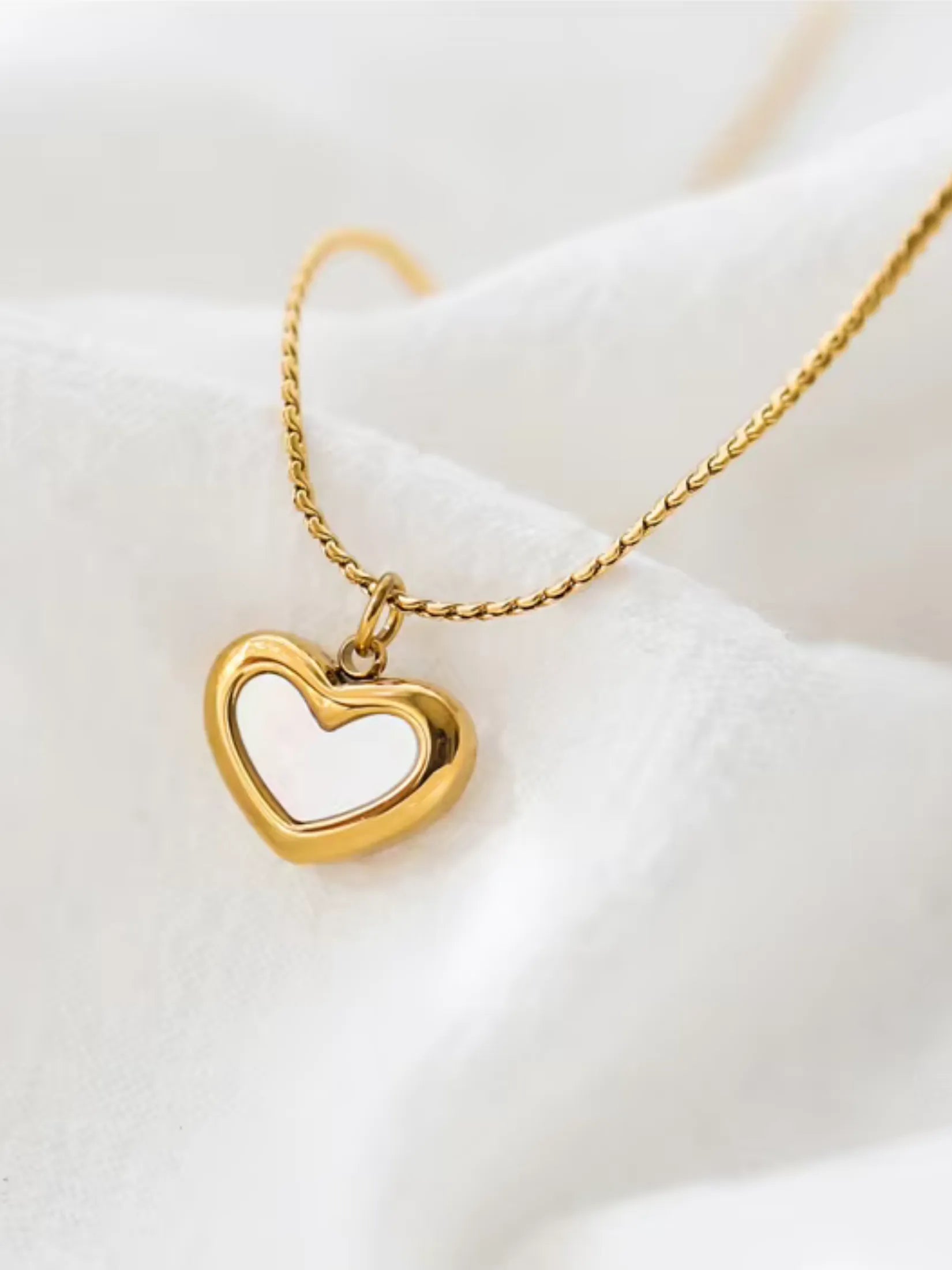 Bella Heart Necklace