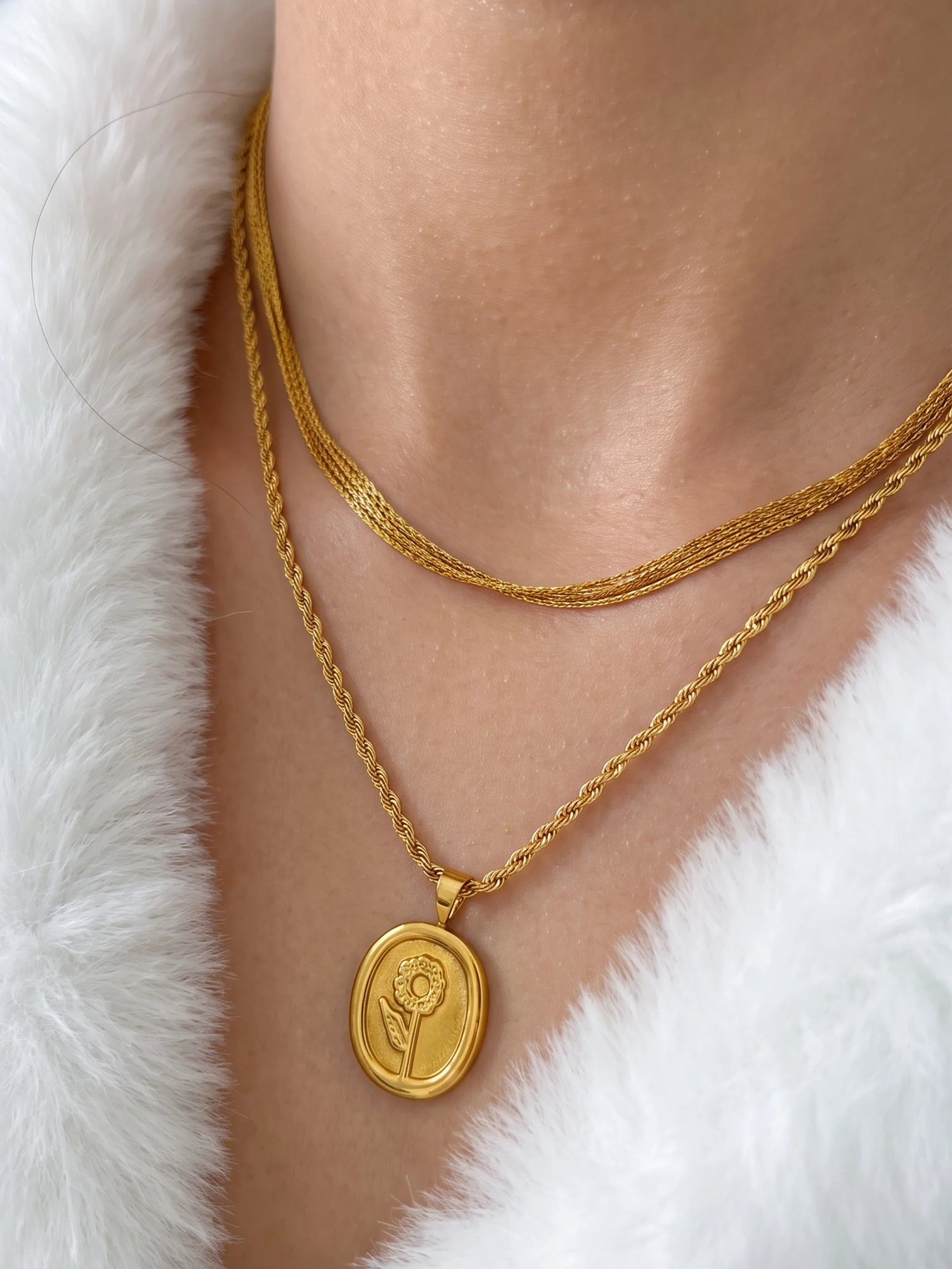 Sawana Necklace