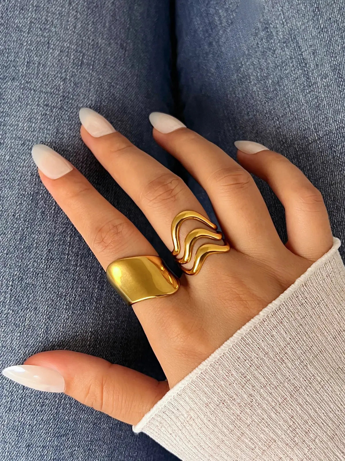Golden Pulse Ring