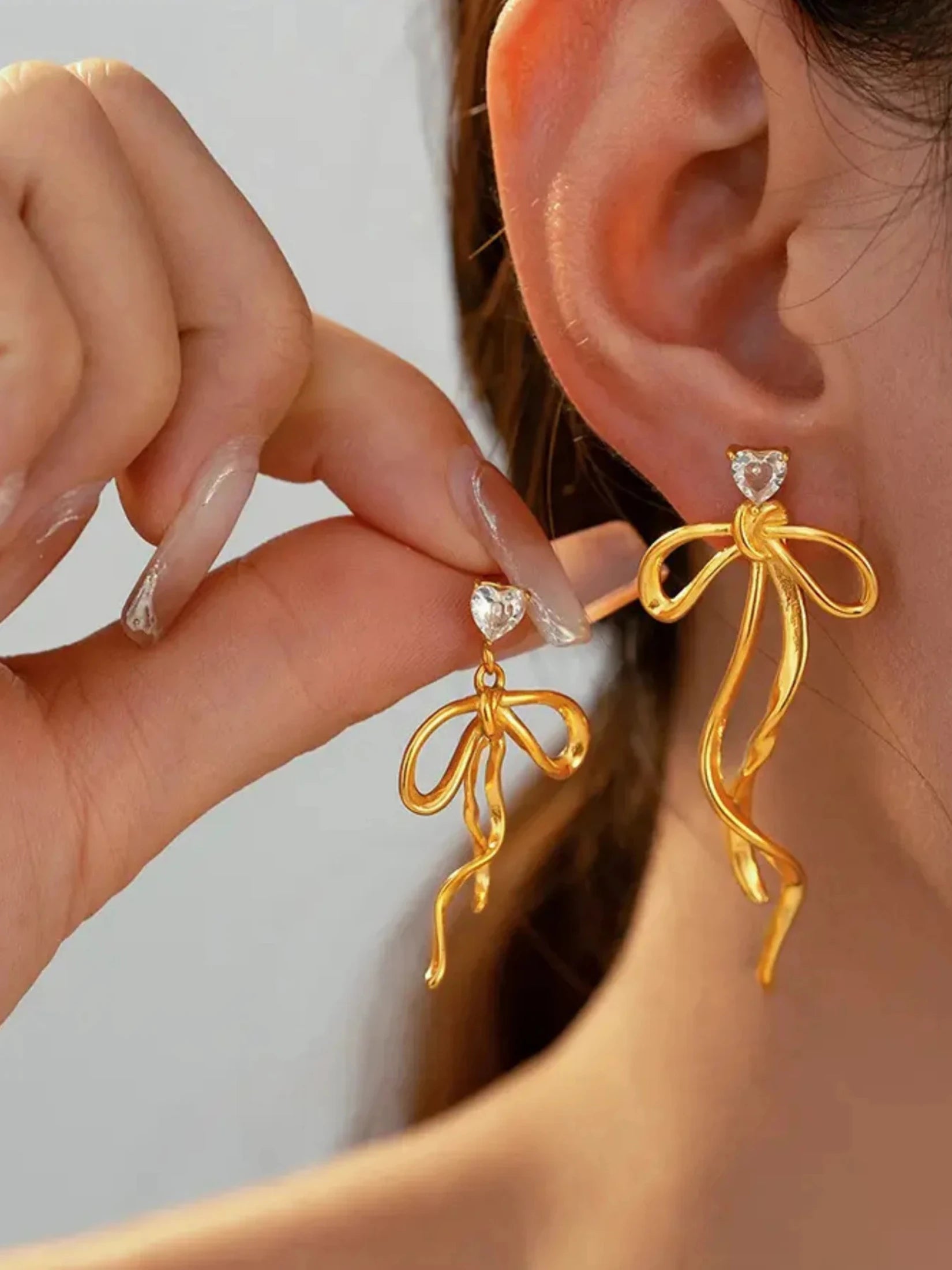 Lovella Bow Earring