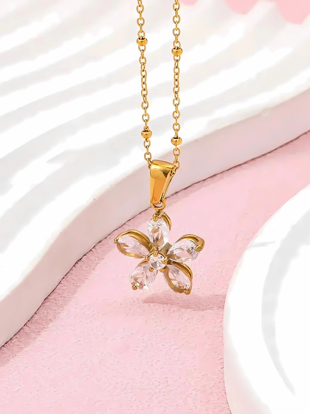 Solea Necklace
