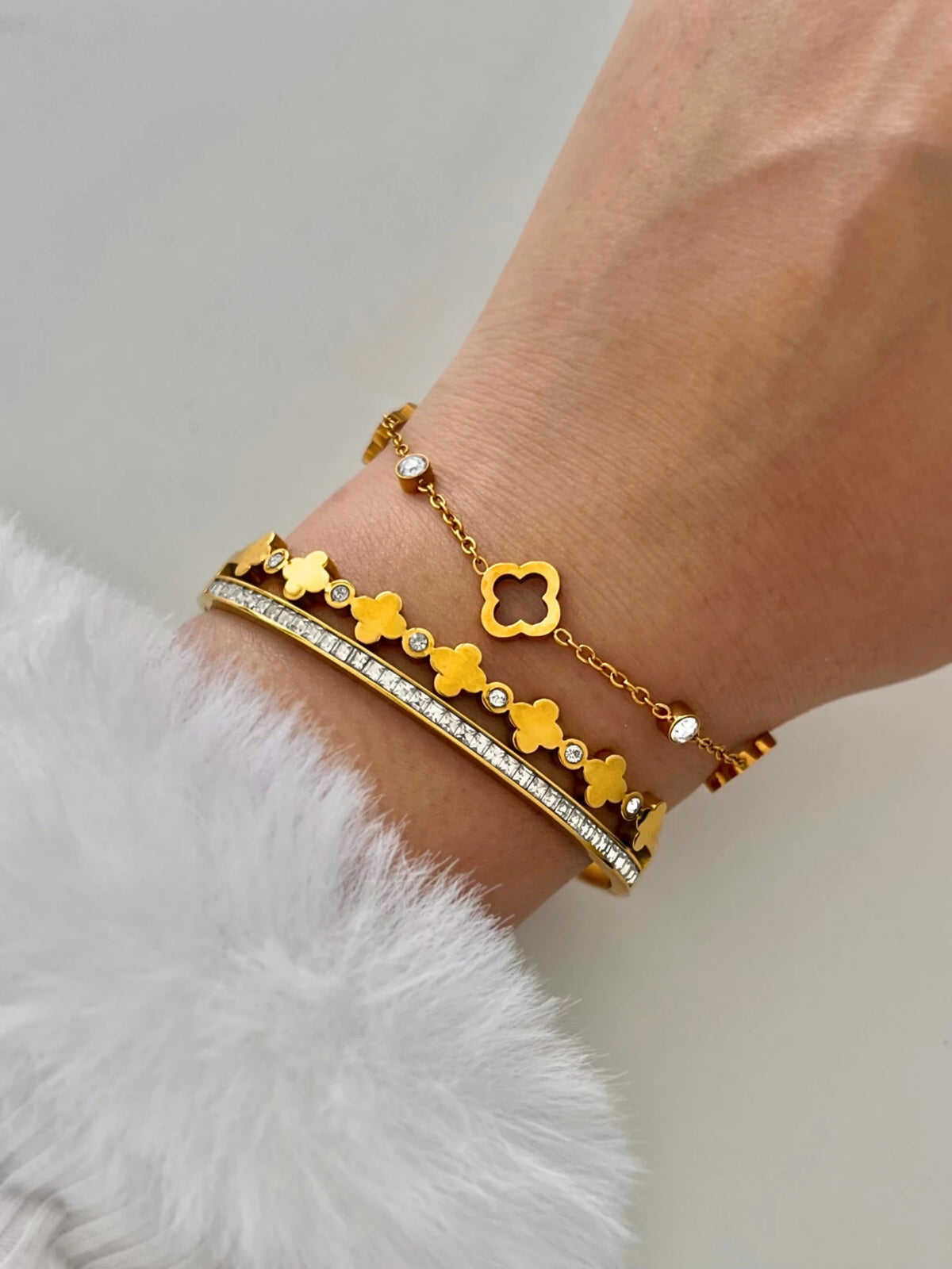 Halo Clover Bracelet