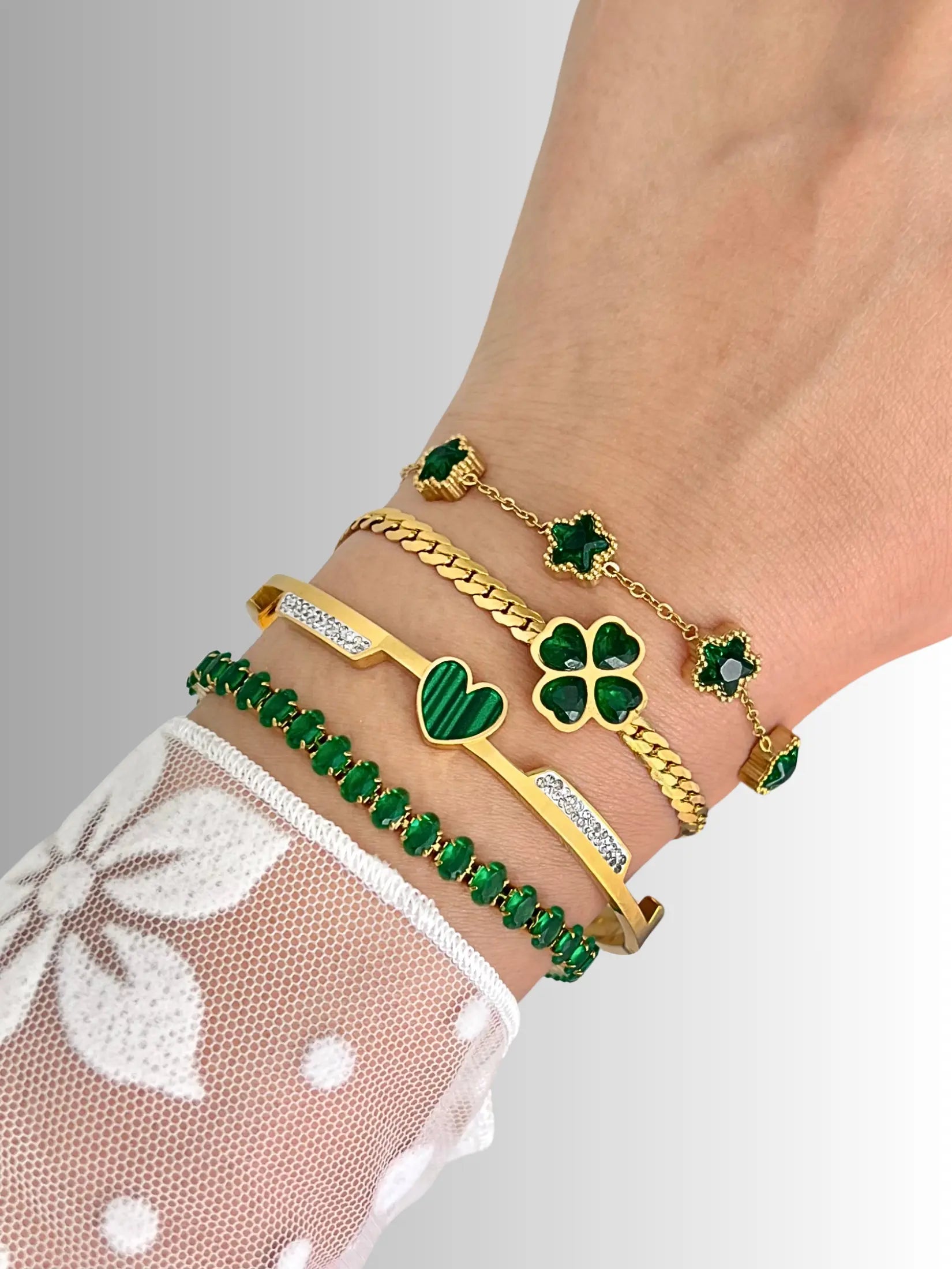 Elara Heart Bracelet