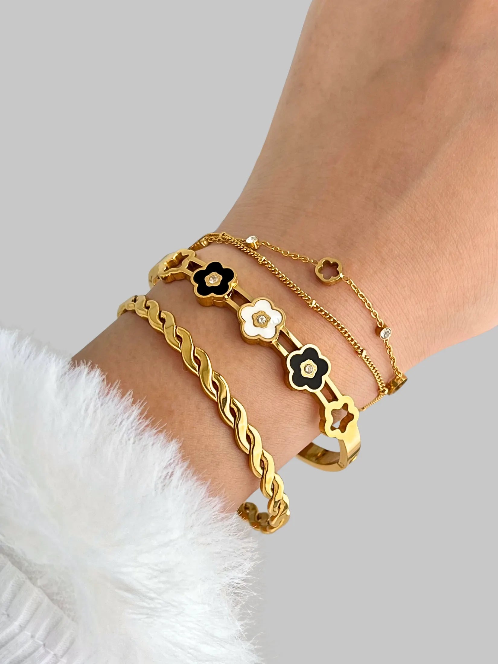 Blooming Bangle