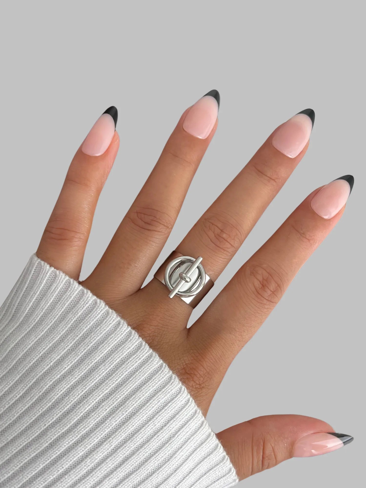 Dorian Belt Ring