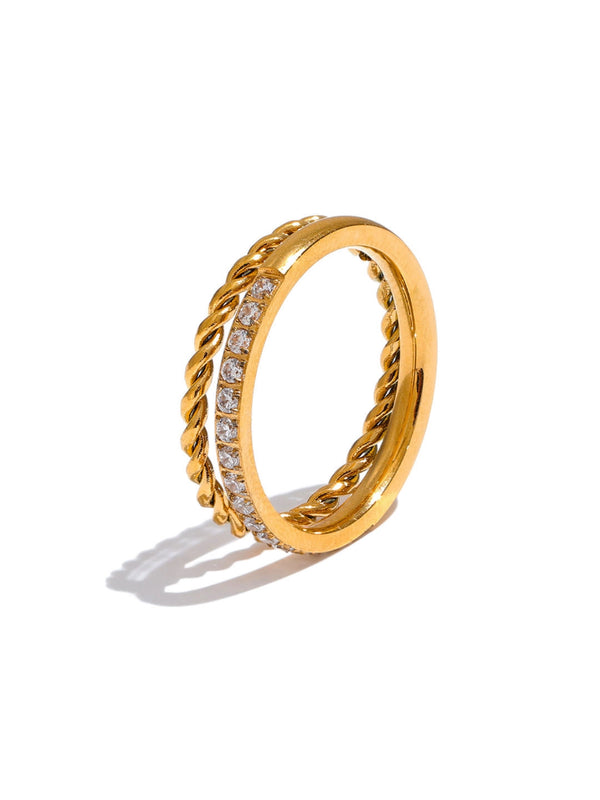 Elegance Ring – Front View-Gold ring with diamond accents on a white background