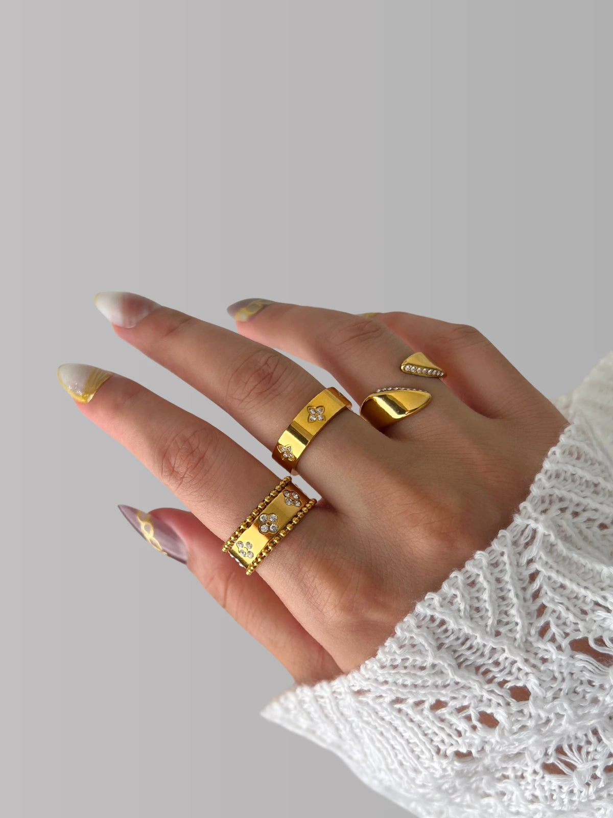Reign Clover Ring