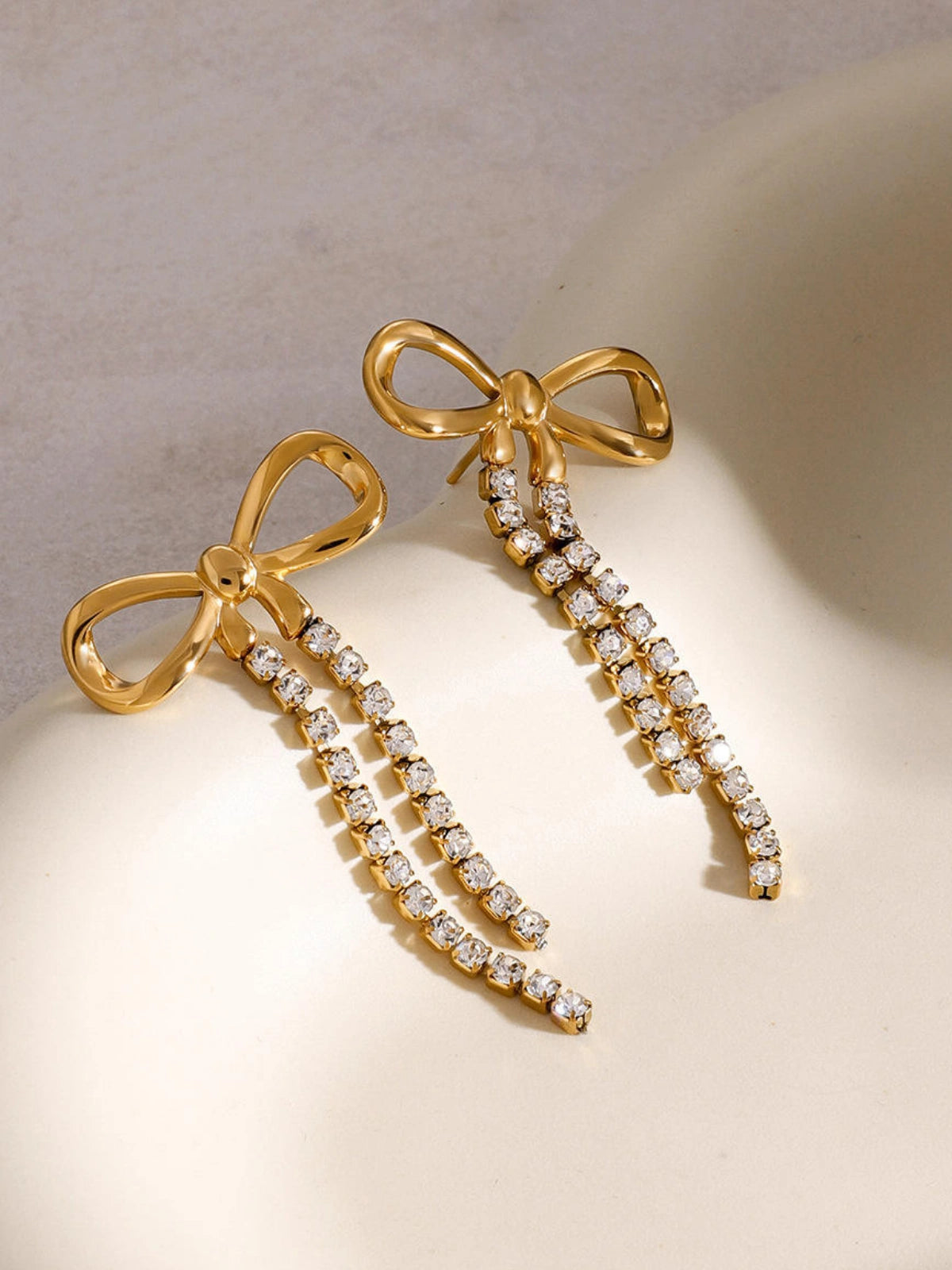 Valentina BOW EARRING